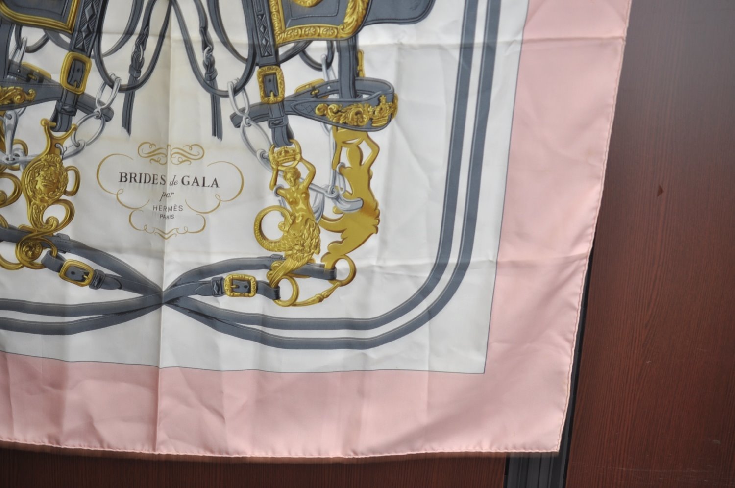 Authentic HERMES Carre 90 Scarf 