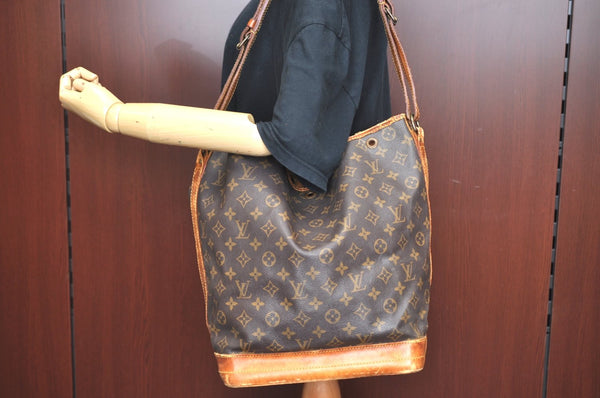 Authentic Louis Vuitton Monogram Noe Shoulder Drawstring Bag M42224 LV K7335