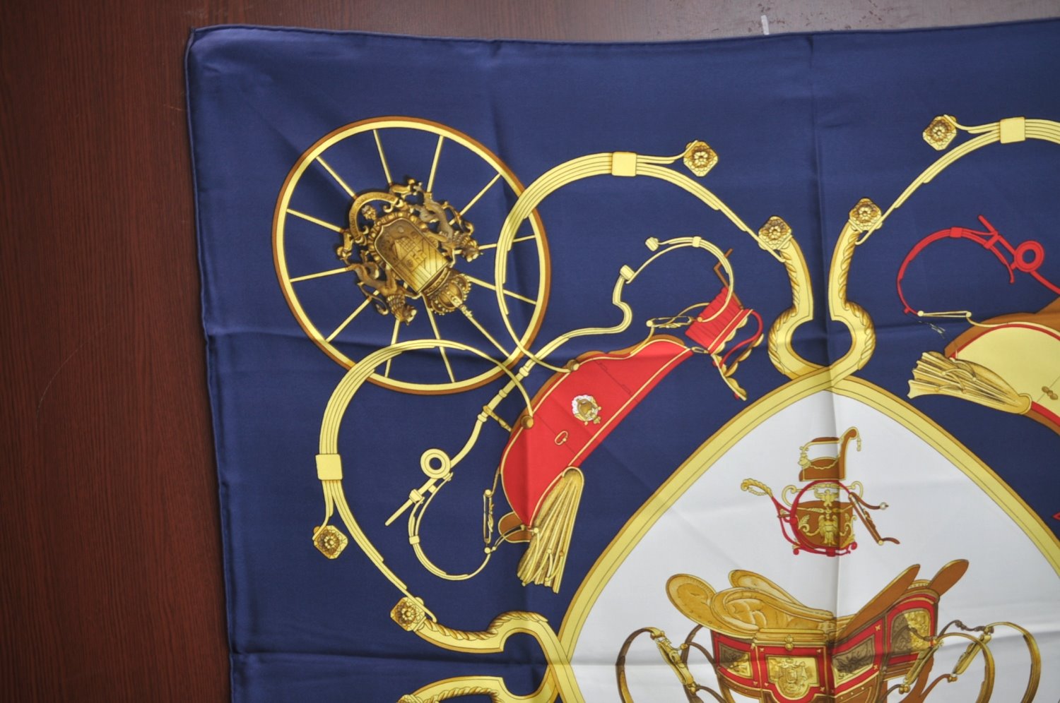 Authentic HERMES Carre 90 Scarf 