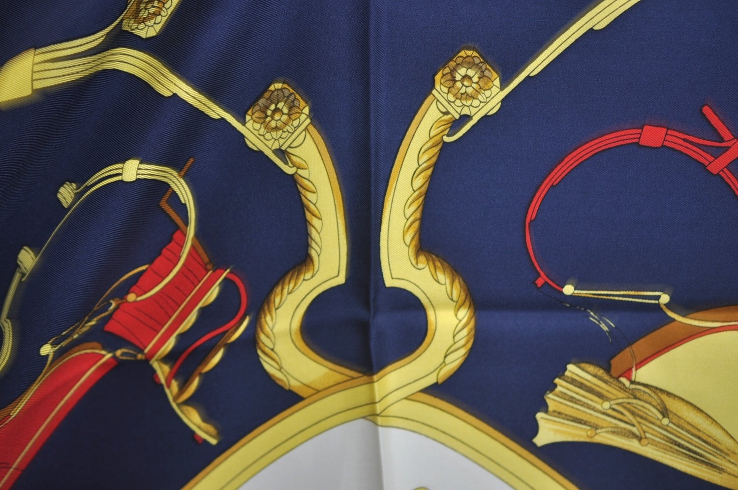 Authentic HERMES Carre 90 Scarf 