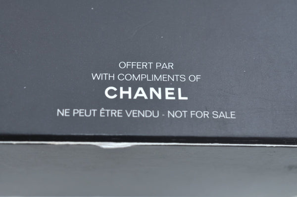 Authentic CHANEL Camellia Paper Weight Ceramic White CC Box K7370