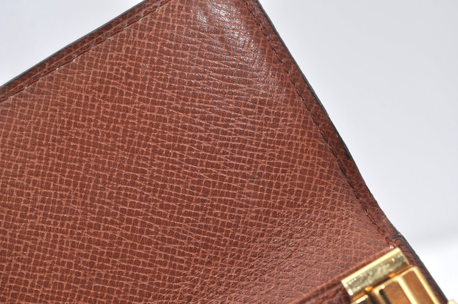 Authentic Louis Vuitton Monogram Multicles 4 Hooks Key Case M62631 LV Box K7374