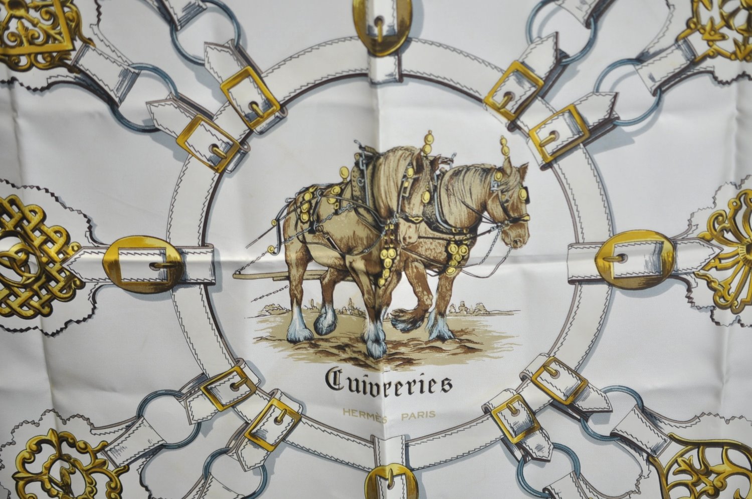 Authentic HERMES Carre 90 Scarf 