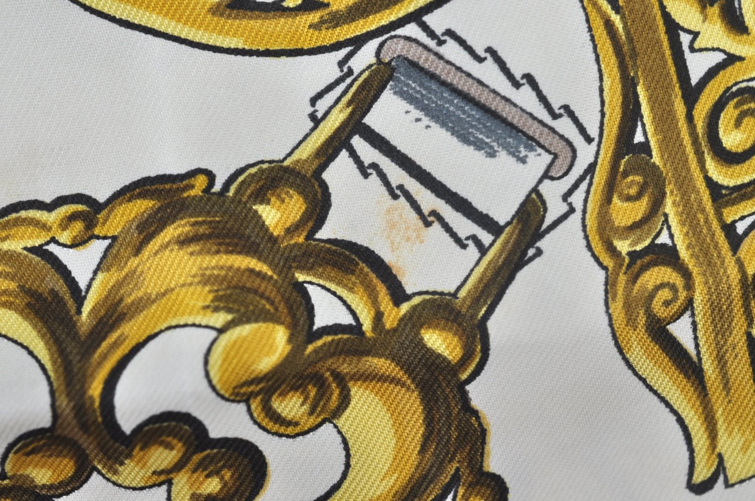 Authentic HERMES Carre 90 Scarf 