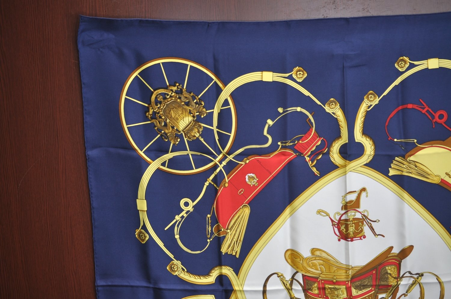 Authentic HERMES Carre 90 Scarf 