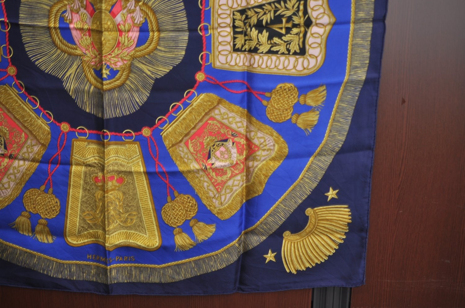 Authentic HERMES Carre 90 Scarf 