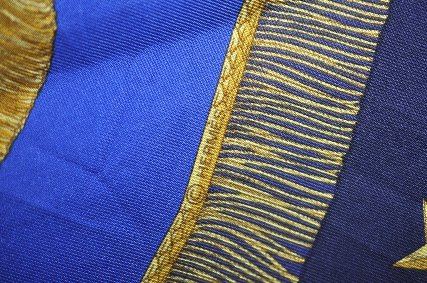 Authentic HERMES Carre 90 Scarf 