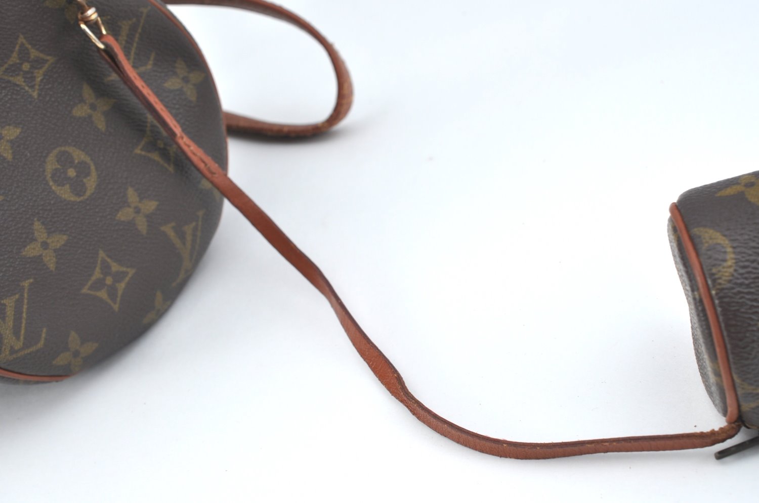 Authentic Louis Vuitton Monogram Papillon 30 Hand Bag Old Model LV K7456