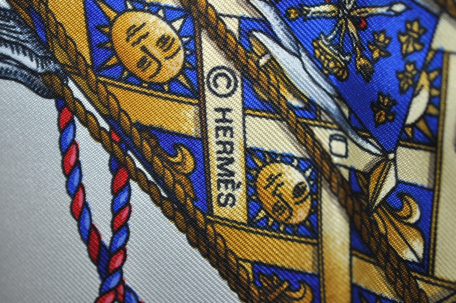 Authentic HERMES Carre 90 Scarf 