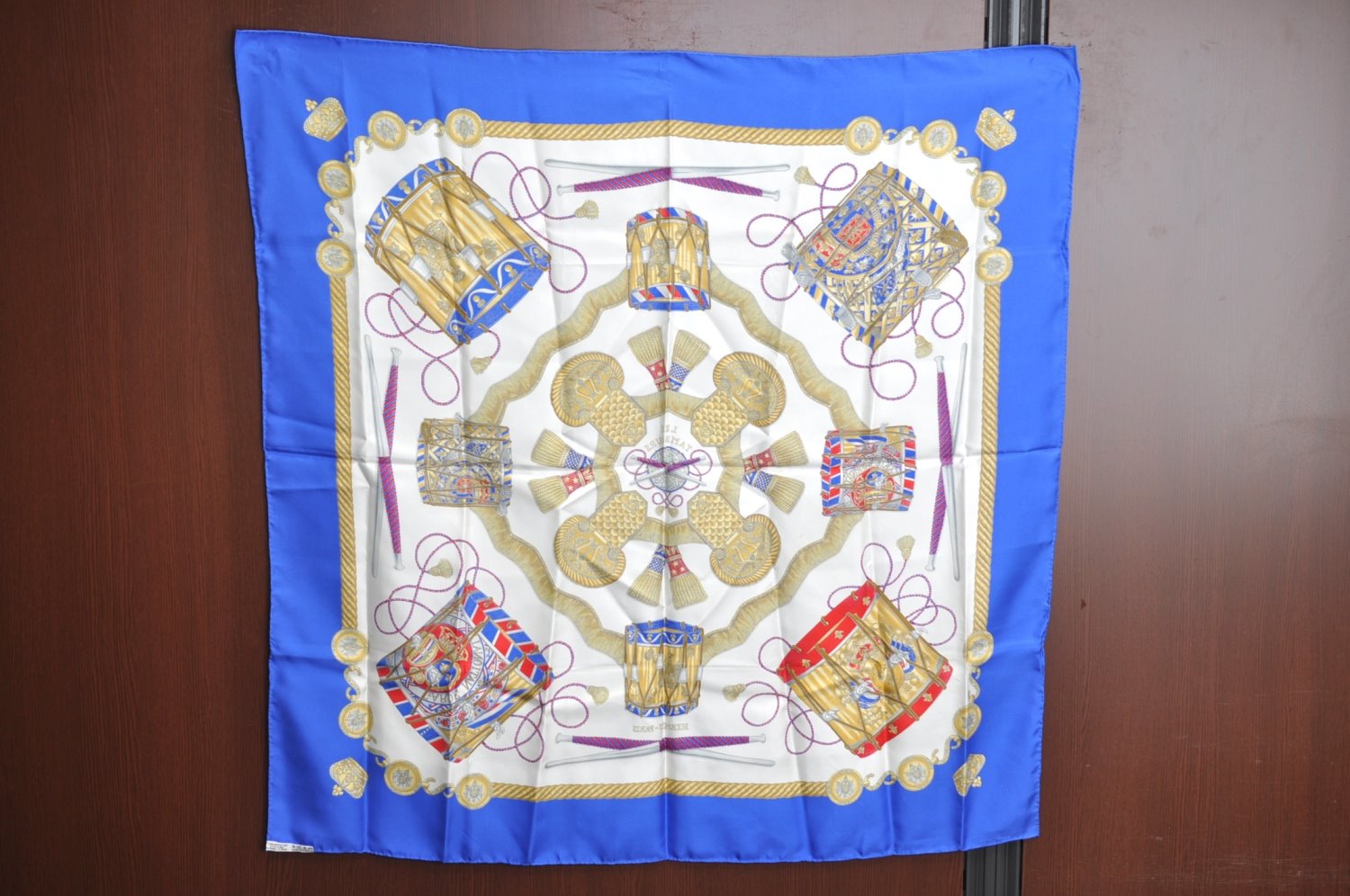 Authentic HERMES Carre 90 Scarf 