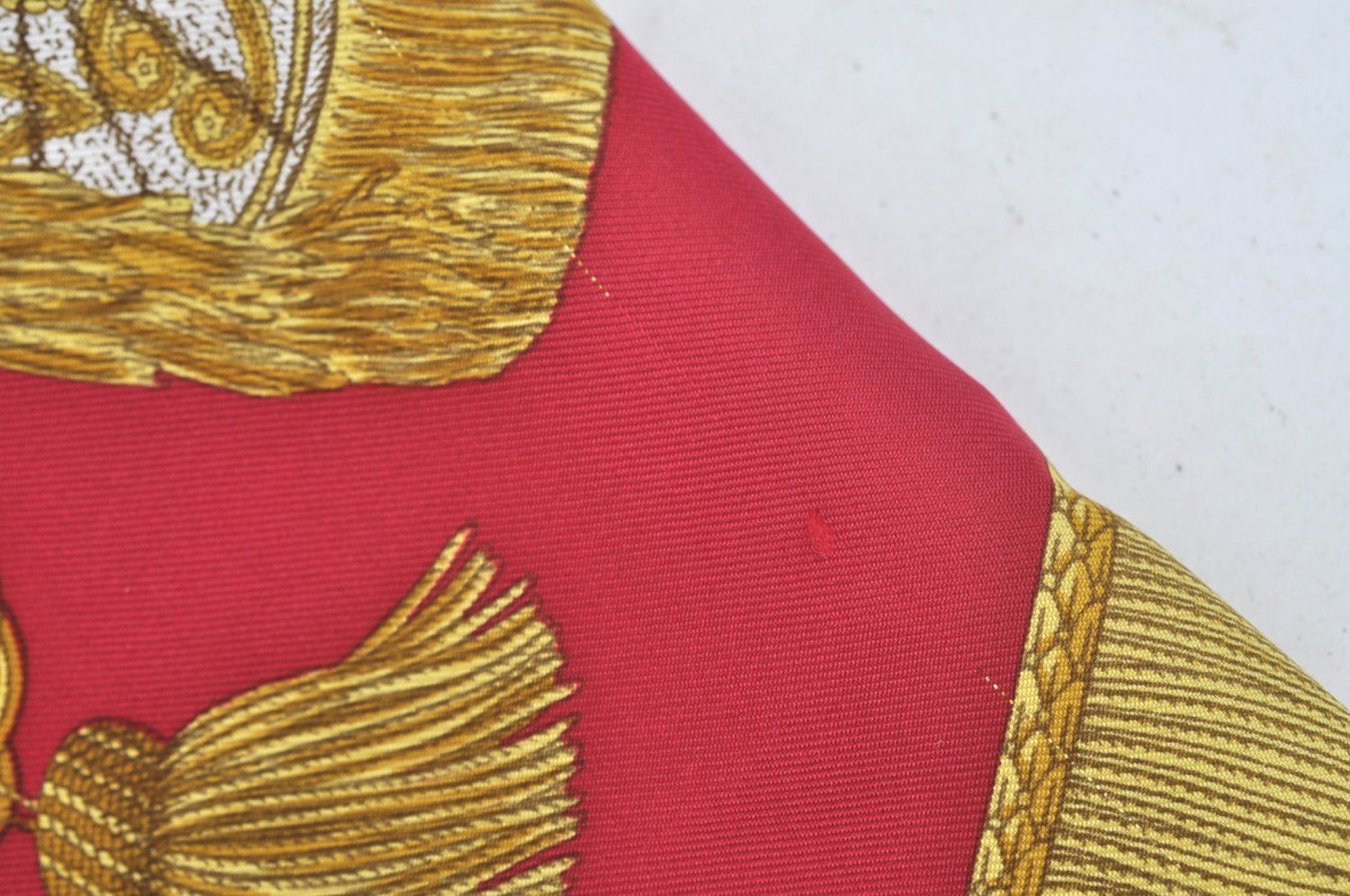 Authentic HERMES Carre 90 Scarf 