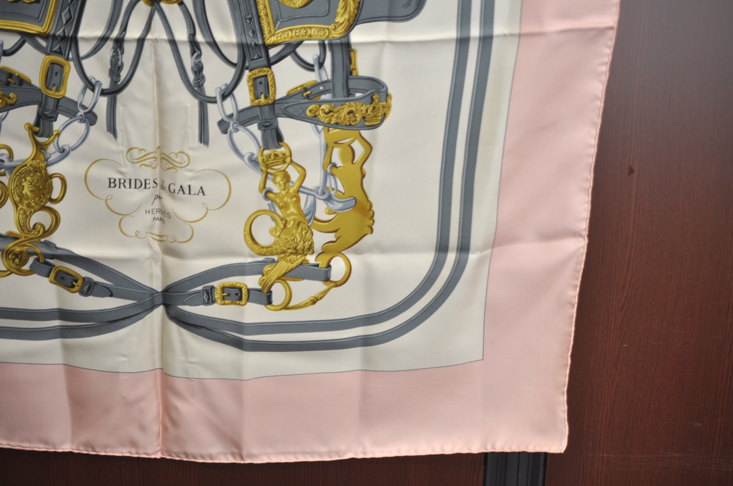 Authentic HERMES Carre 90 Scarf 
