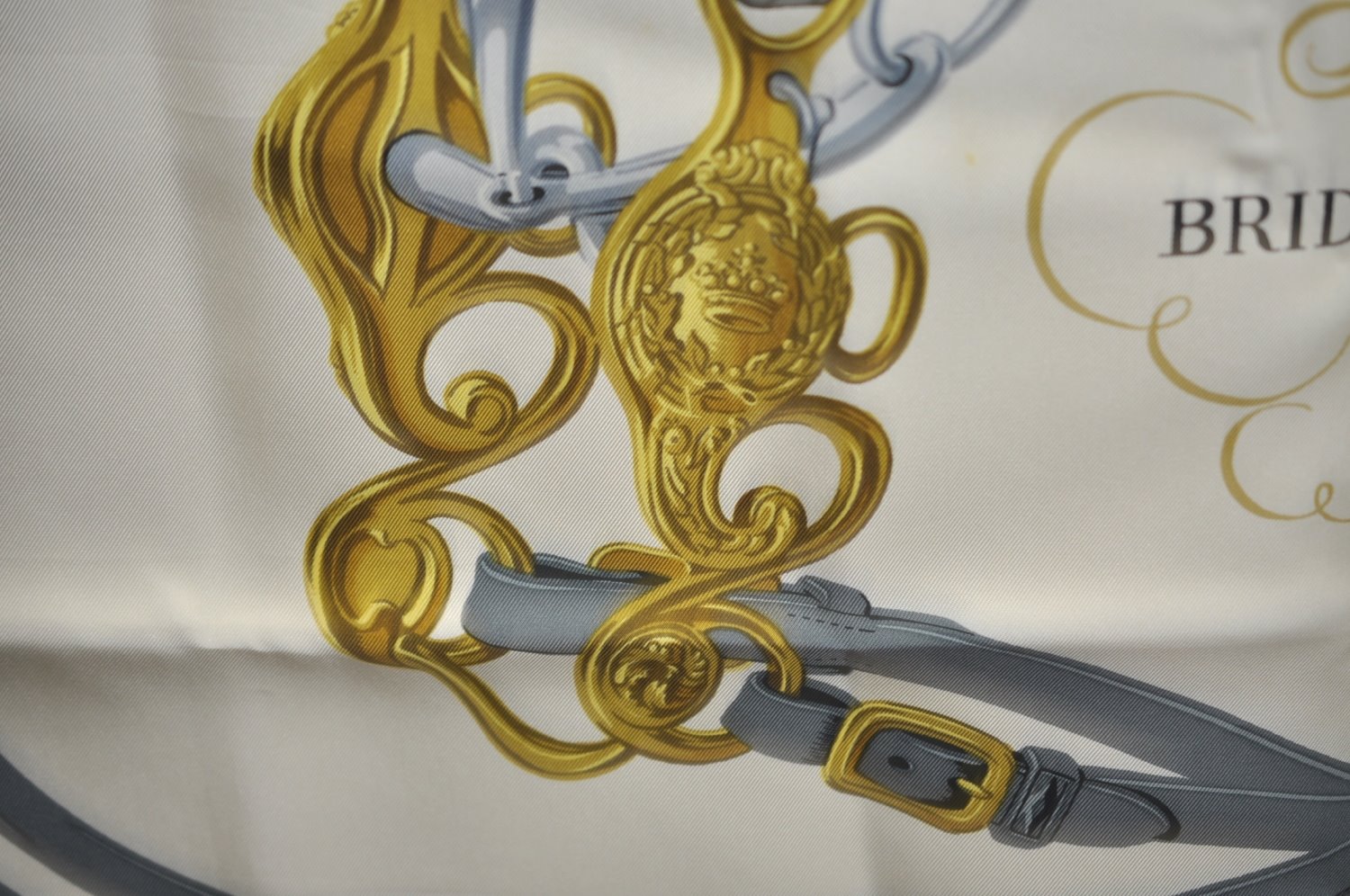 Authentic HERMES Carre 90 Scarf 