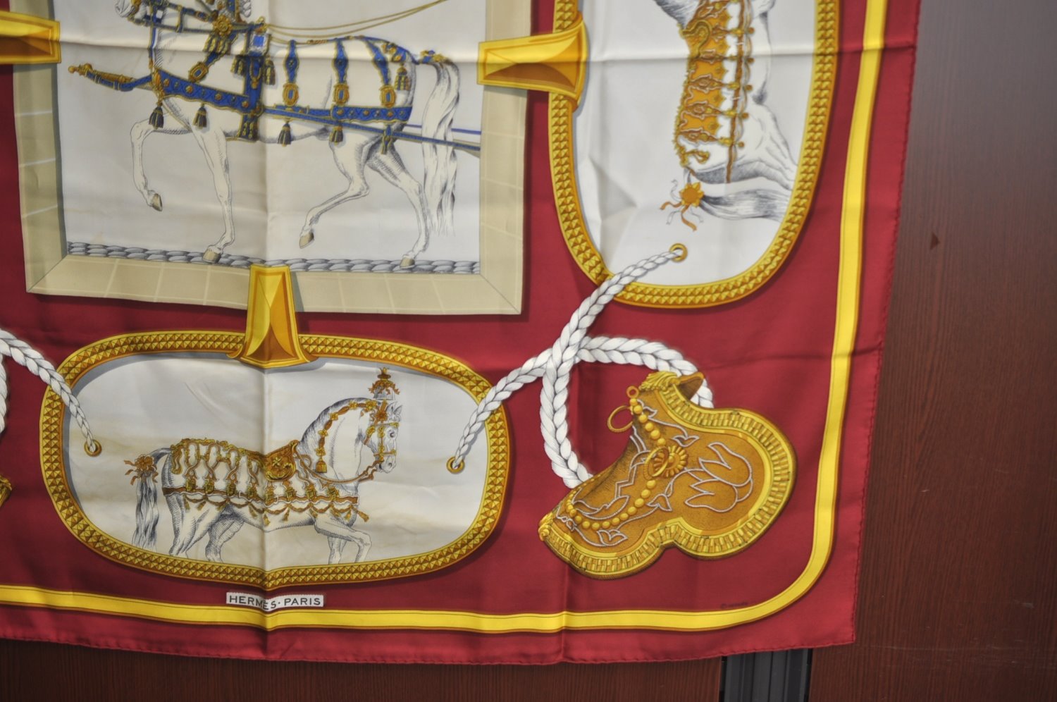 Authentic HERMES Carre 90 Scarf 