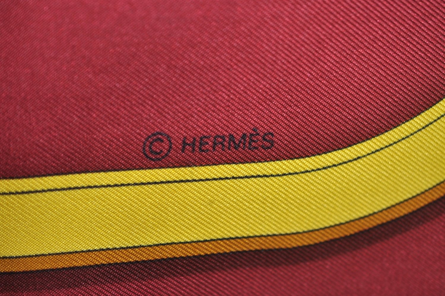 Authentic HERMES Carre 90 Scarf 