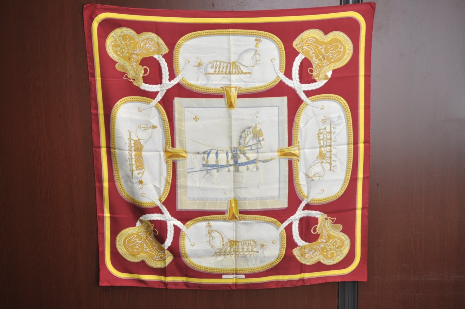 Authentic HERMES Carre 90 Scarf 