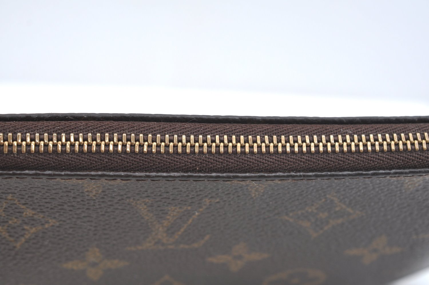 Authentic Louis Vuitton Monogram Pochette Accessoires Pouch M51980 LV K7523