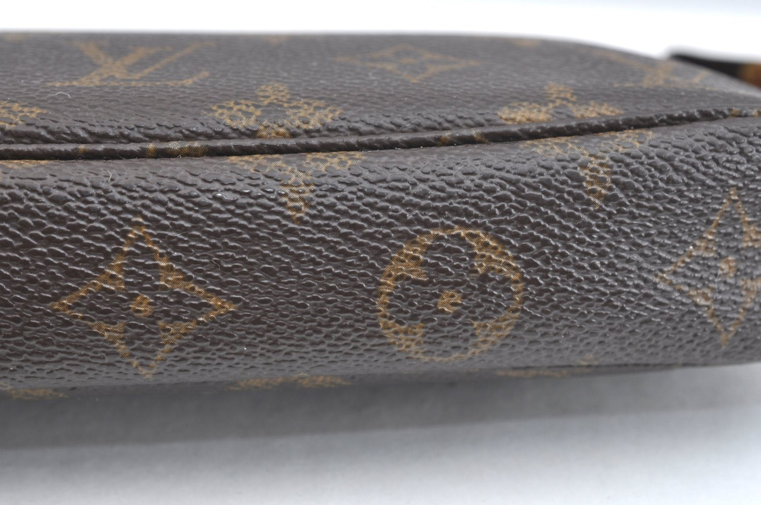 Authentic Louis Vuitton Monogram Pochette Accessoires Pouch M51980 LV K7523