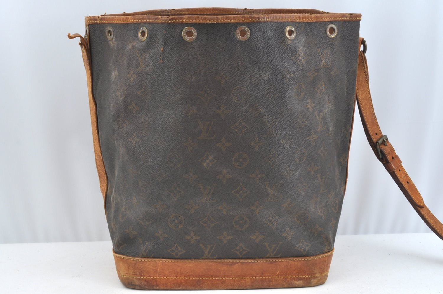 Authentic Louis Vuitton Monogram Noe Shoulder Drawstring Bag M42224 Junk K7528