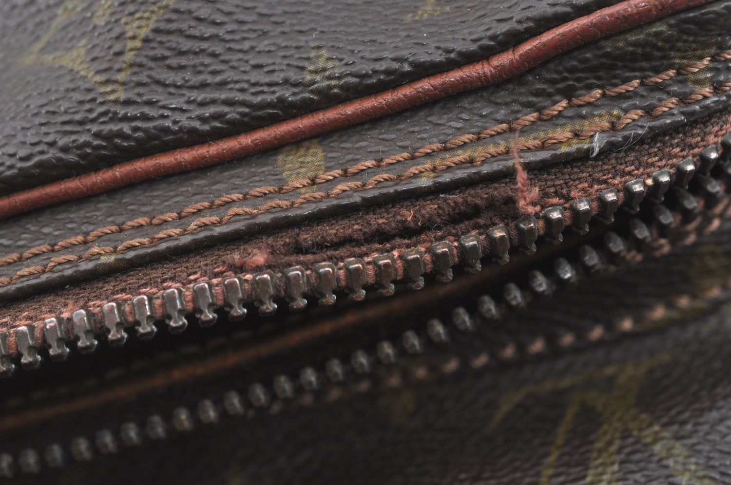 Auth Louis Vuitton Monogram Mini Amazone Shoulder Cross Bag Old Model Junk K7538