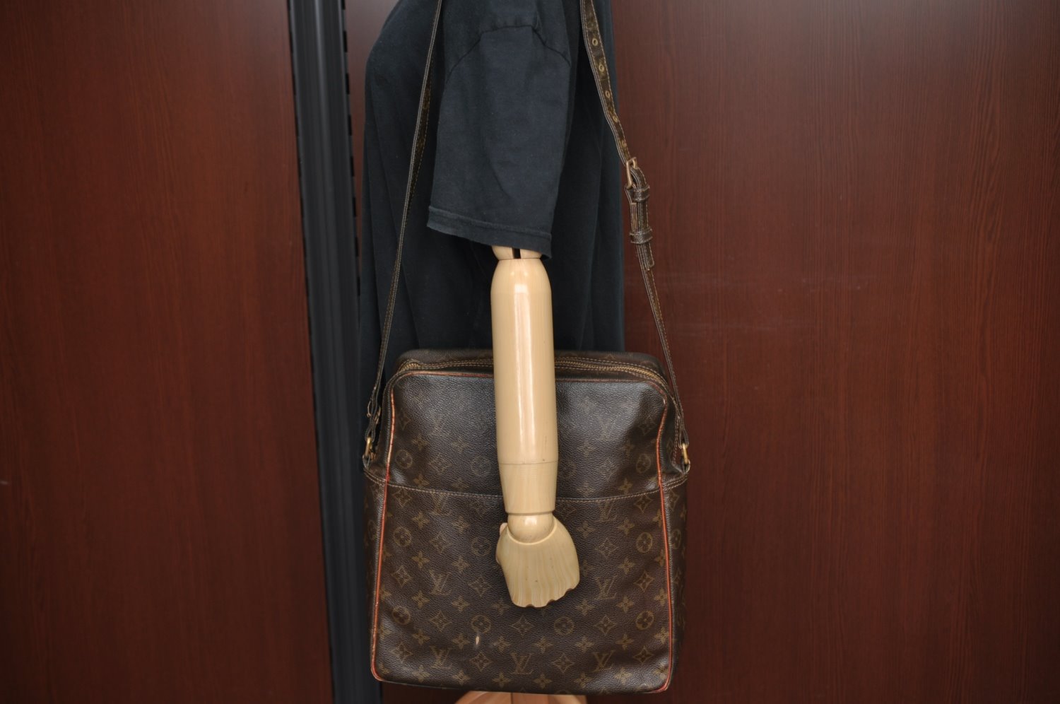 Authentic Louis Vuitton Monogram Marceau Shoulder Cross Bag Old Model Junk K7539