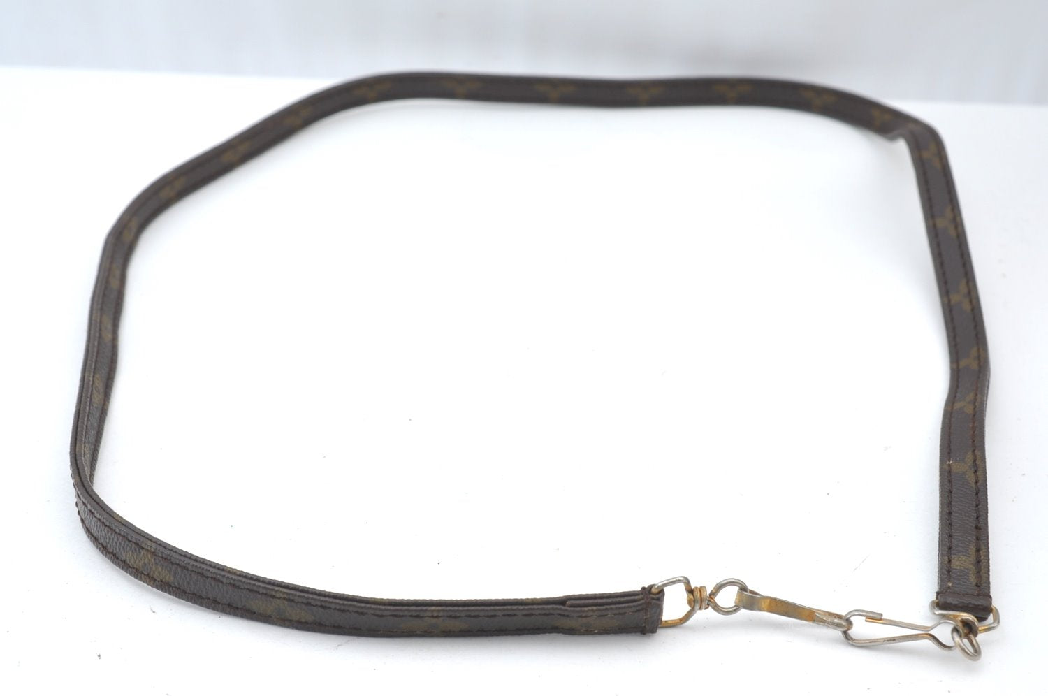 Authentic Louis Vuitton Monogram Shoulder Strap Old Model 45.7