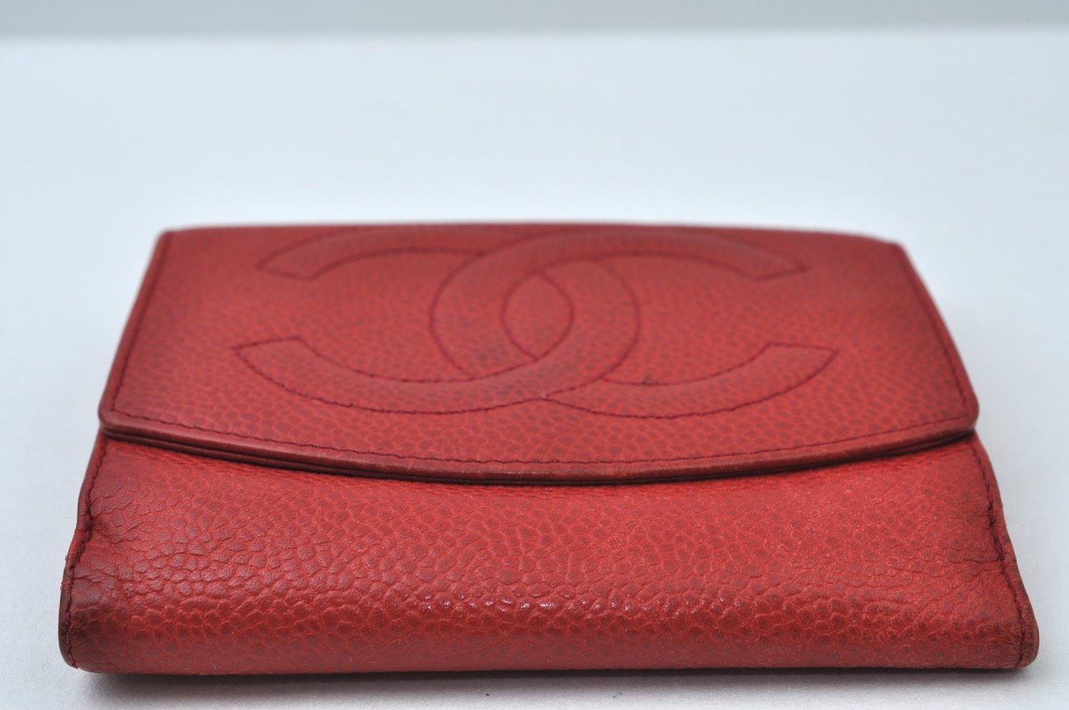 Authentic CHANEL Caviar Skin CC Logo Bifold Wallet Purse Red K7544