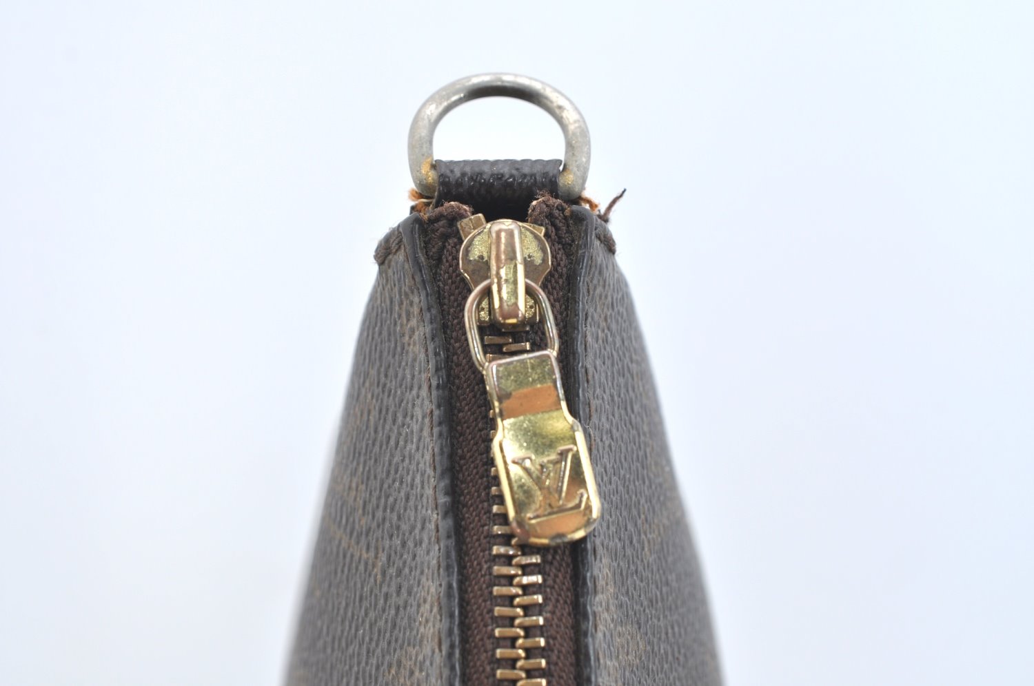 Authentic Louis Vuitton Monogram Pochette Accessoires Pouch M51980 LV K7571