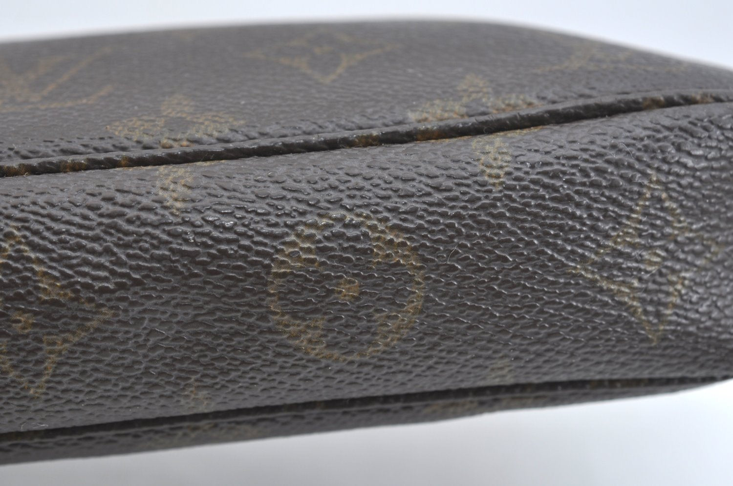 Authentic Louis Vuitton Monogram Pochette Accessoires Pouch M51980 LV K7571