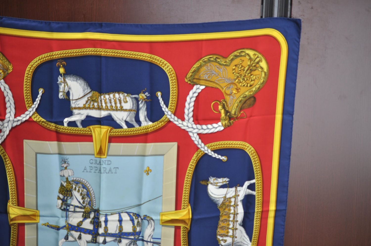 Authentic HERMES Carre 90 Scarf 