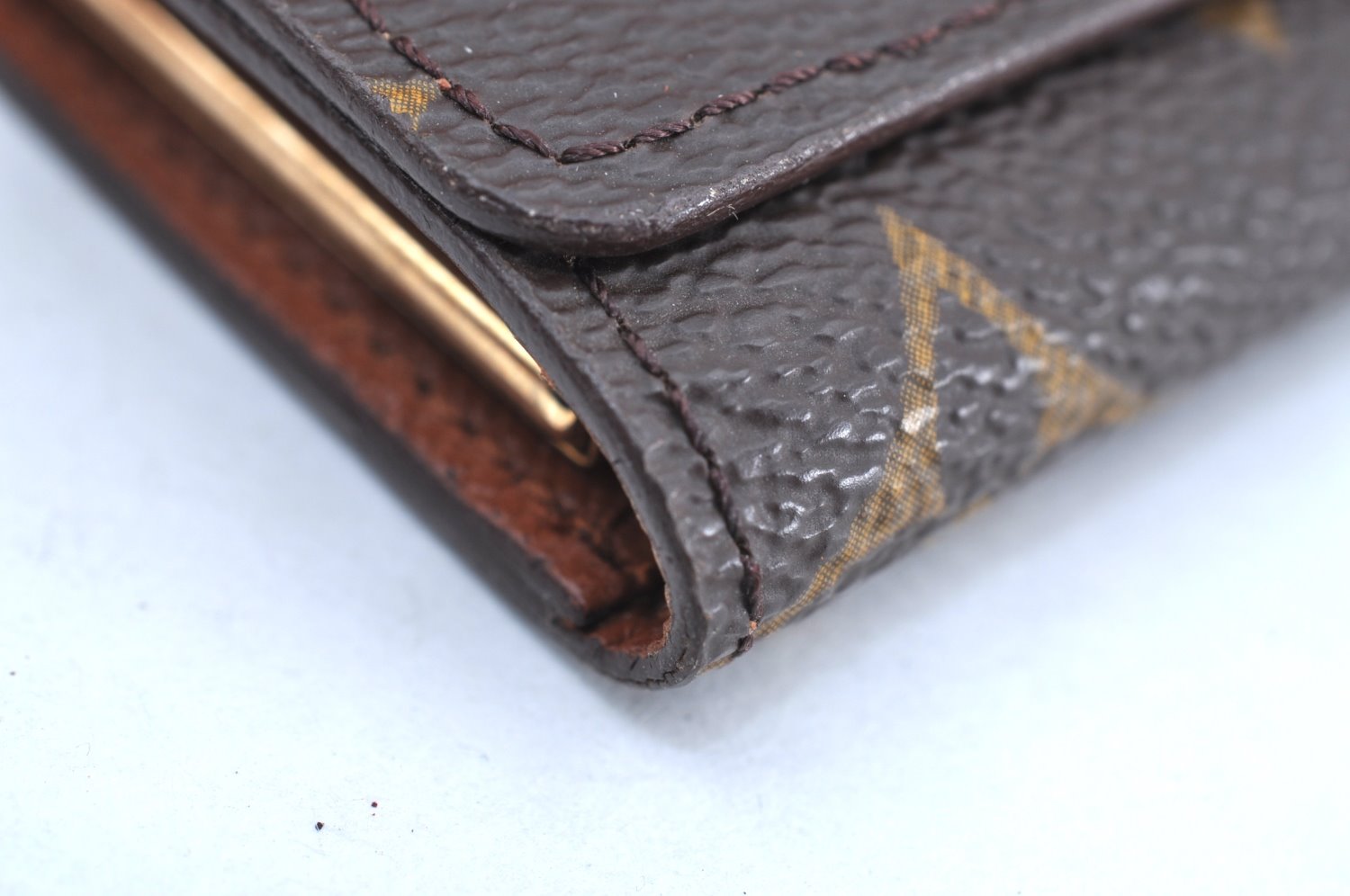 Authentic Louis Vuitton Monogram Multicles 4 Four Hooks Key Case M62631 LV K7588