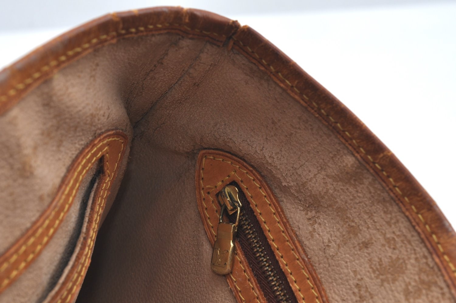 Authentic Louis Vuitton Monogram Bucket PM Shoulder Tote Bag M42238 Junk K7592