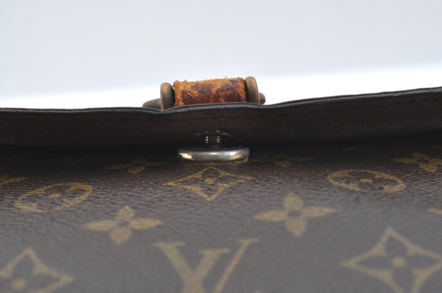 Authentic Louis Vuitton Monogram Saint Cloud GM M51242 Shoulder Cross Bag K7607