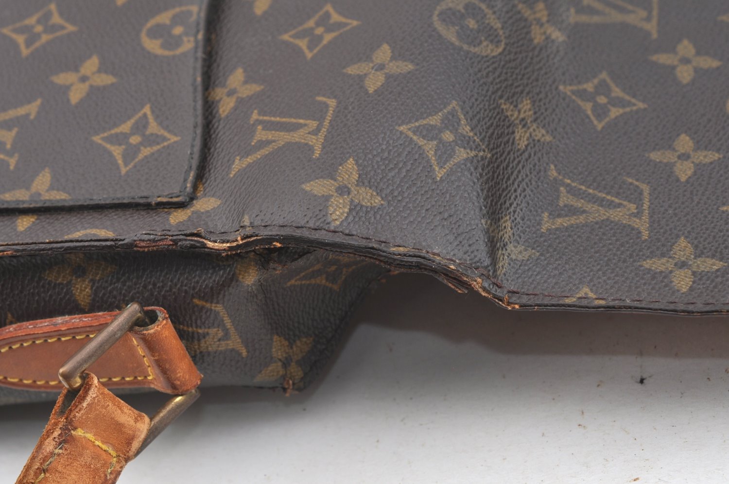 Authentic Louis Vuitton Monogram Saint Cloud GM M51242 Shoulder Cross Bag K7607