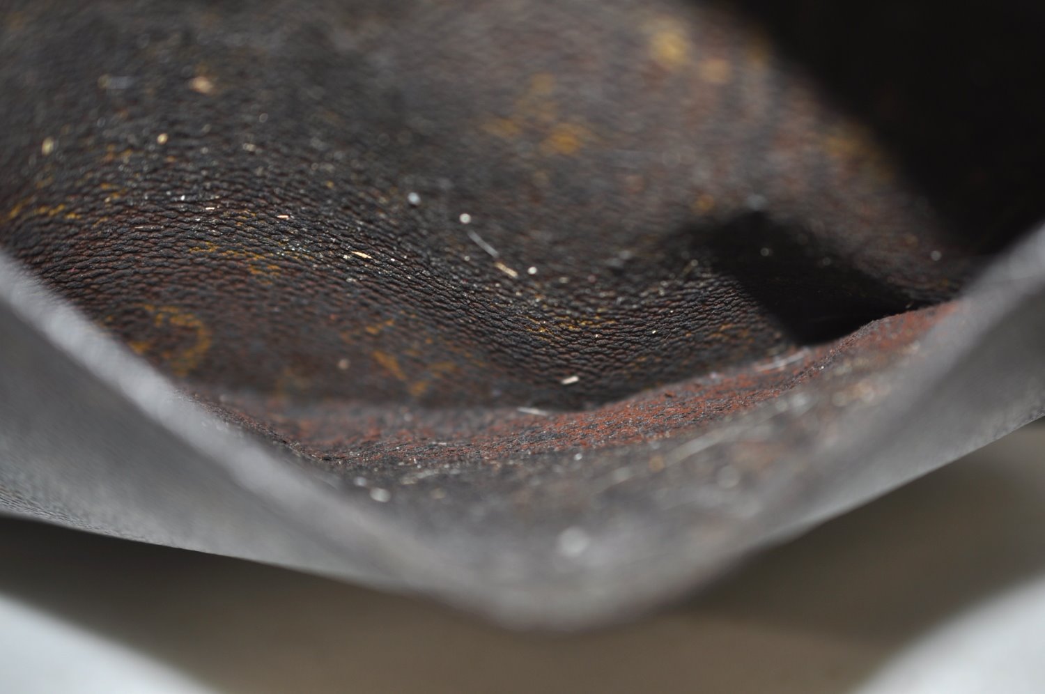 Authentic Louis Vuitton Monogram Saint Cloud GM M51242 Shoulder Cross Bag K7607