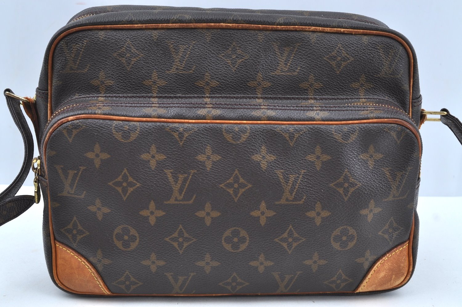 Authentic Louis Vuitton Monogram Nile Shoulder Cross Body Bag M45244 LV K7613