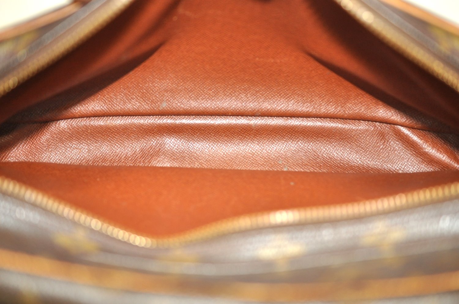 Authentic Louis Vuitton Monogram Nile Shoulder Cross Body Bag M45244 LV K7613