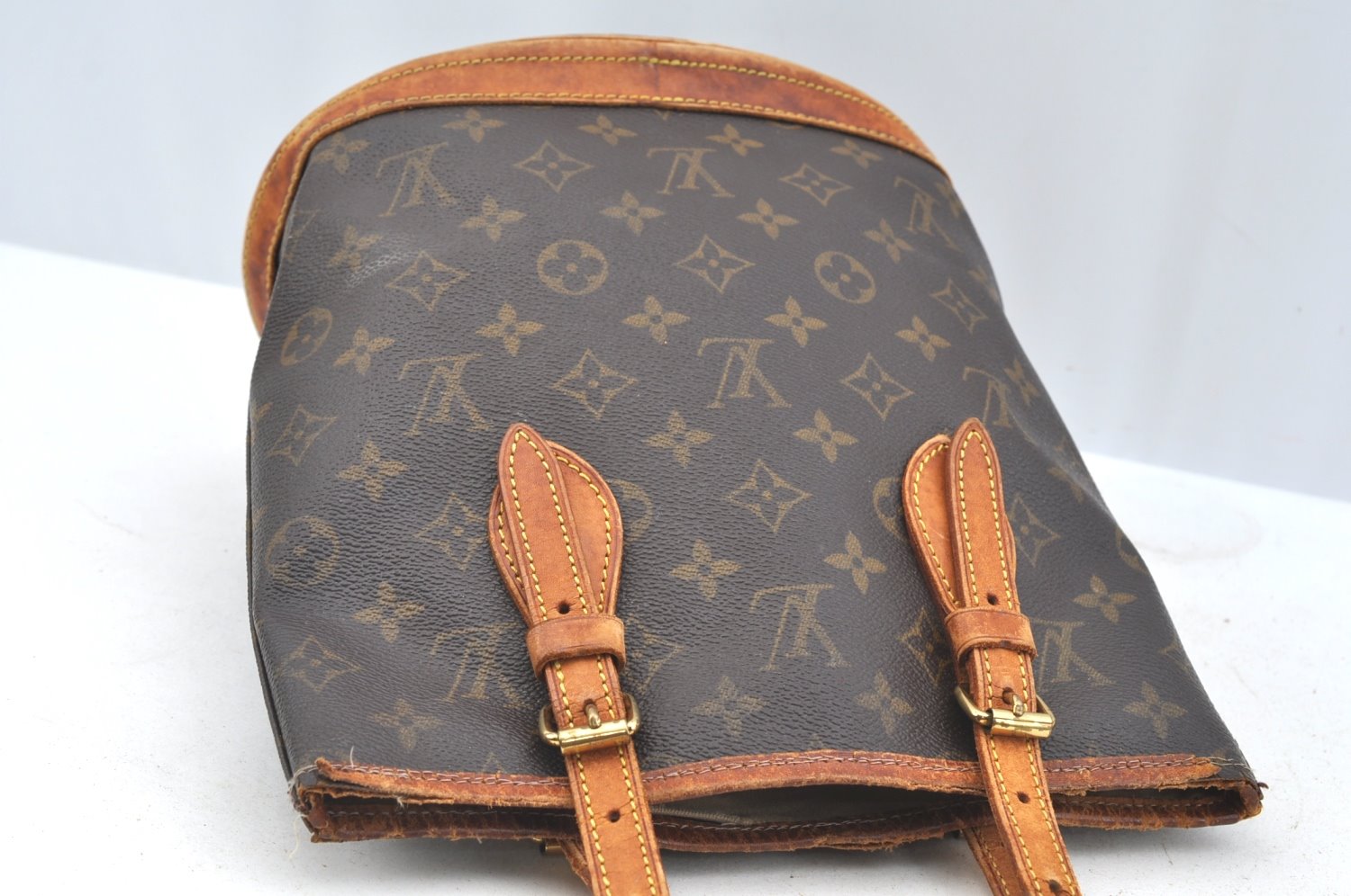 Authentic Louis Vuitton Monogram Bucket PM Shoulder Tote Bag M42238 LV K7624