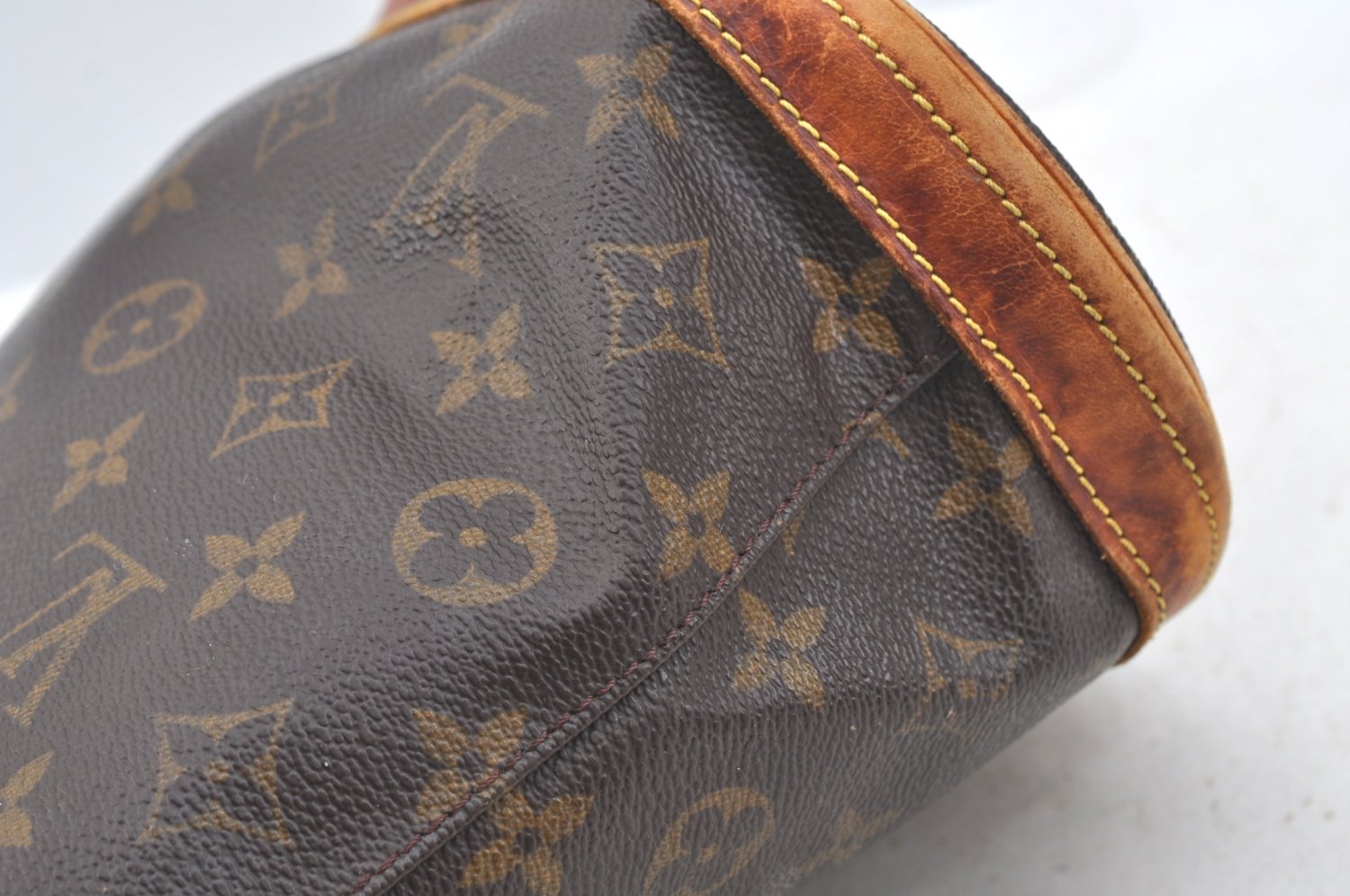 Authentic Louis Vuitton Monogram Bucket PM Shoulder Tote Bag M42238 LV K7624