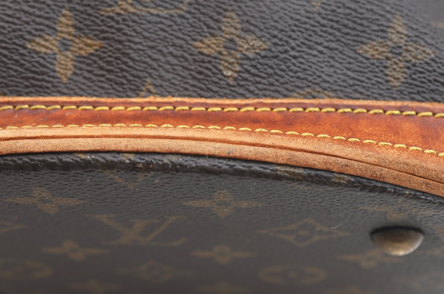 Authentic Louis Vuitton Monogram Bucket PM Shoulder Tote Bag M42238 LV K7624