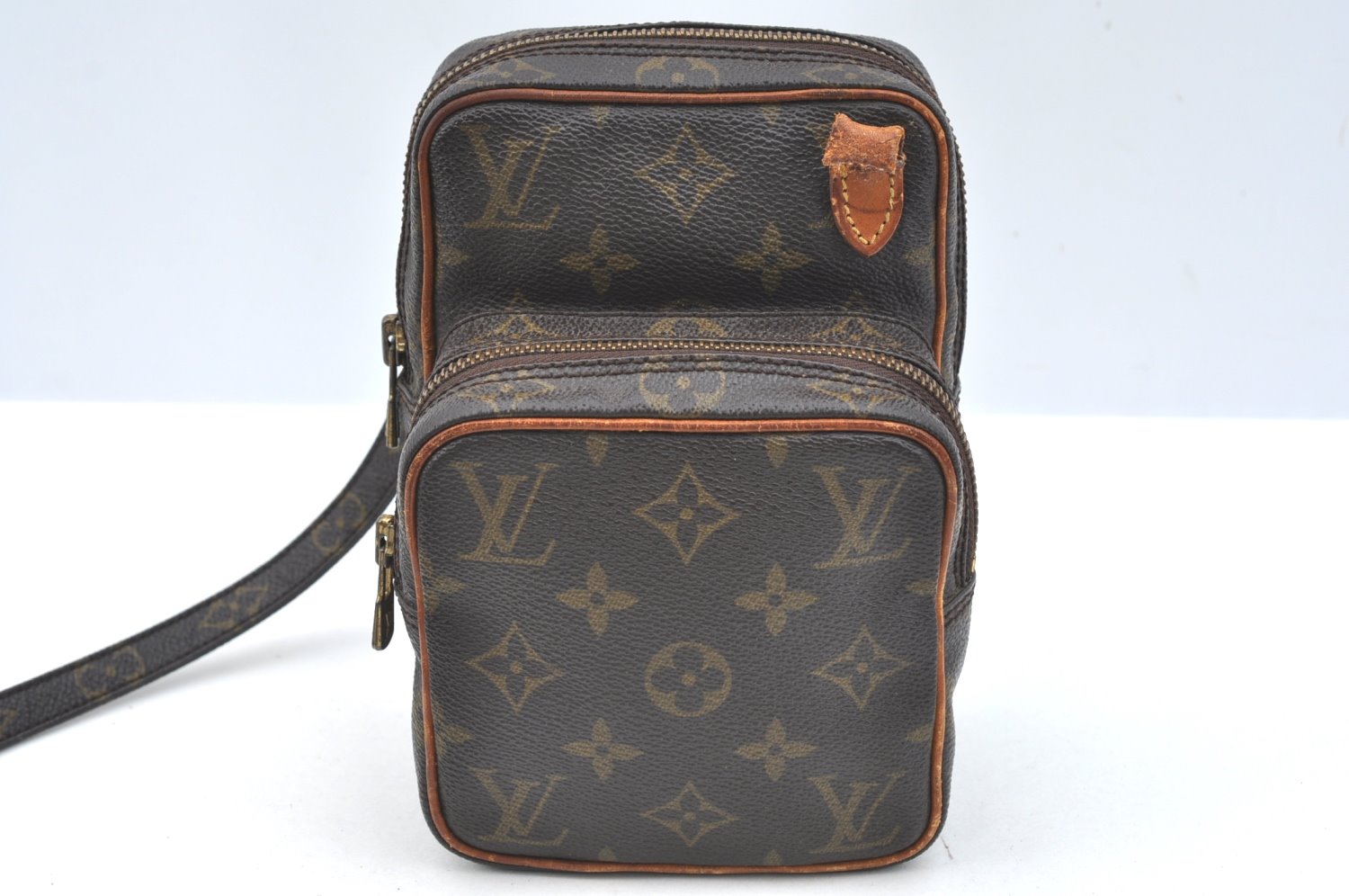 Authentic Louis Vuitton Monogram Mini Amazone Shoulder Bag M45238 Junk K7629
