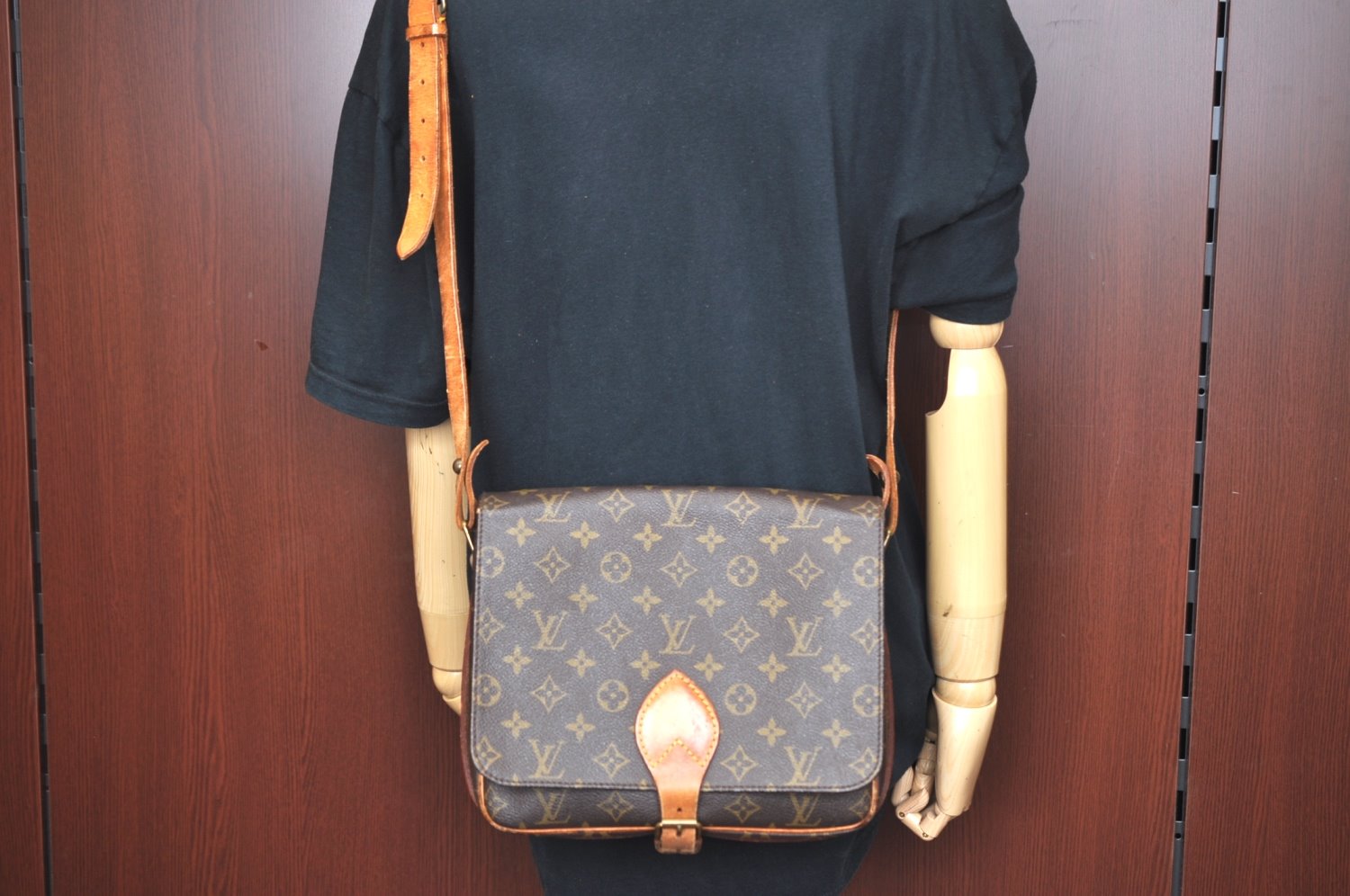 Authentic Louis Vuitton Monogram Cartouchiere GM M51252 Shoulder Cross Bag K7630