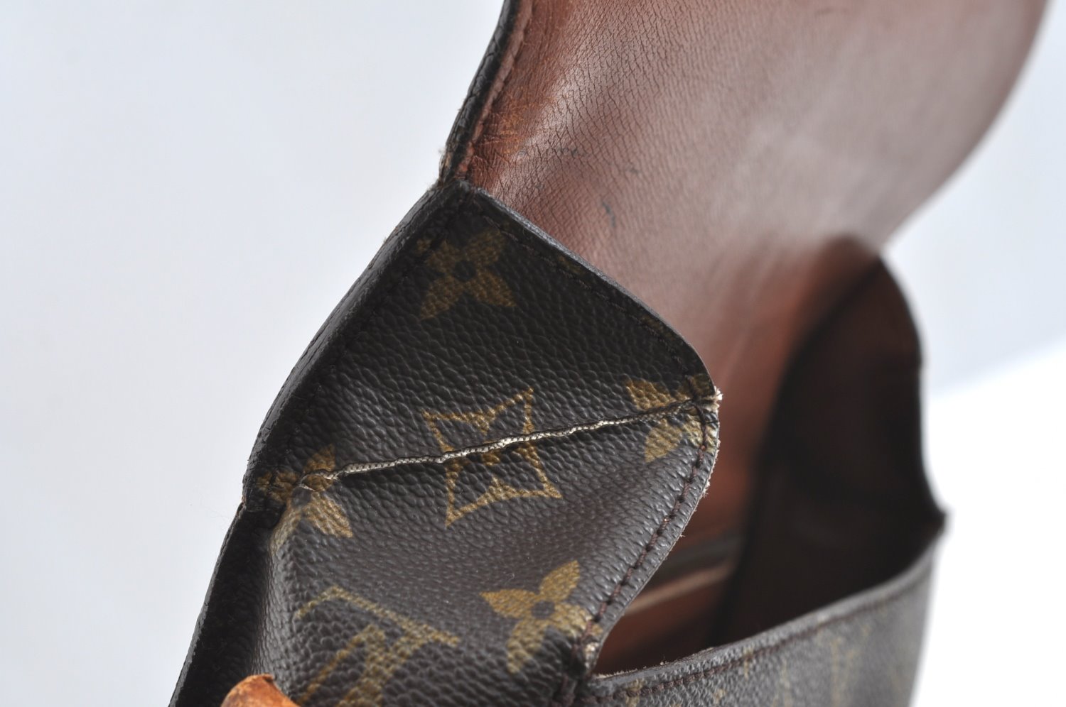 Auth Louis Vuitton Monogram Saint Cloud GM M51242 Shoulder Cross Bag Junk K7634