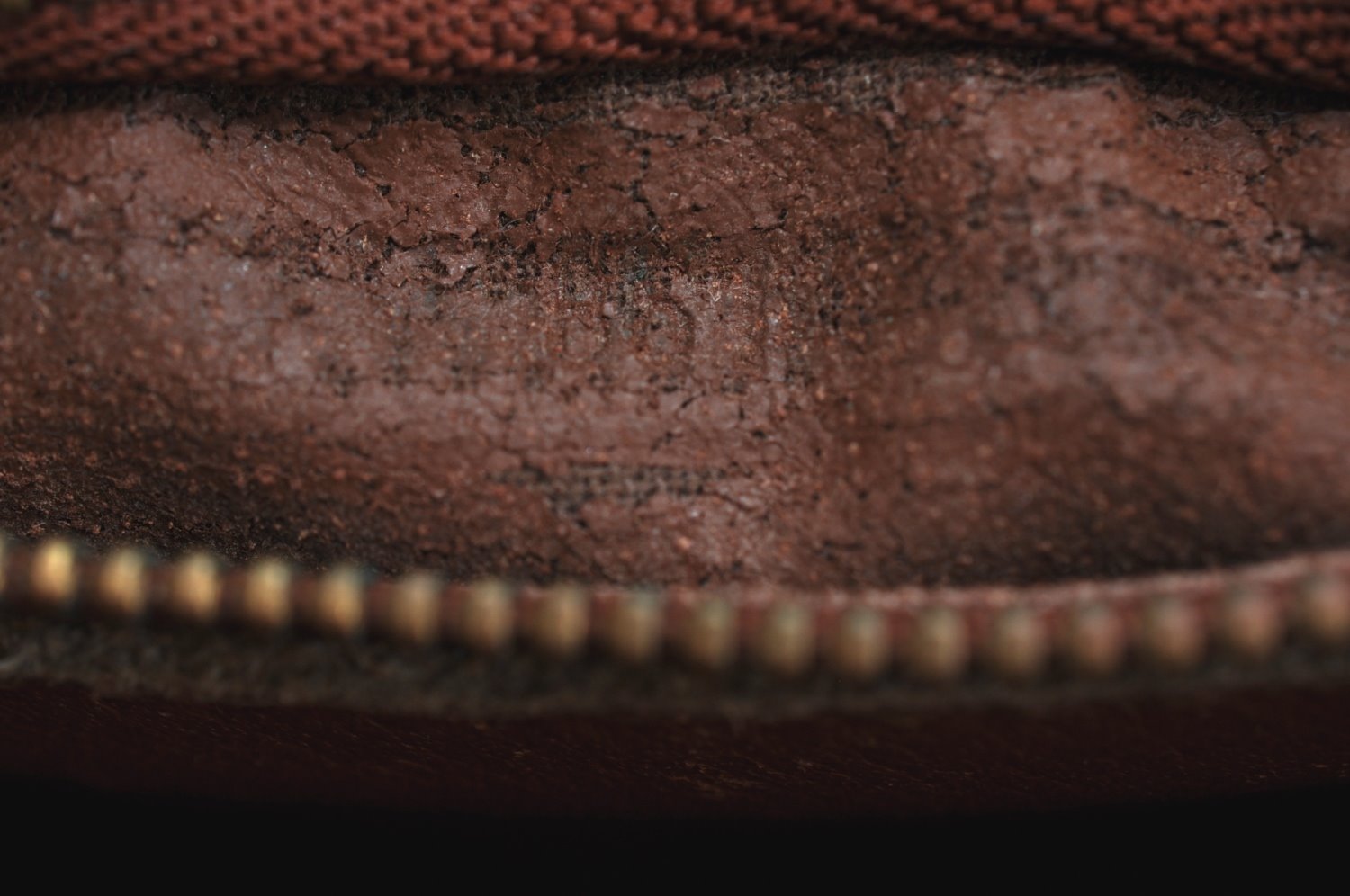 Auth Louis Vuitton Monogram Saint Cloud GM M51242 Shoulder Cross Bag Junk K7634