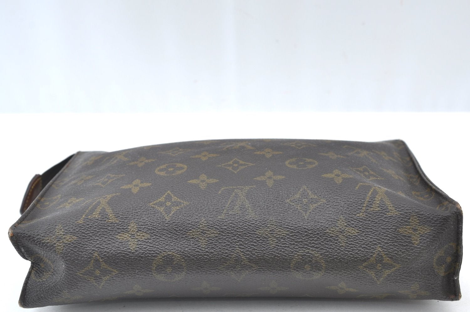Auth Louis Vuitton Monogram Poche Toilette 26 M47542 Cosmetics Pouch Junk K7642