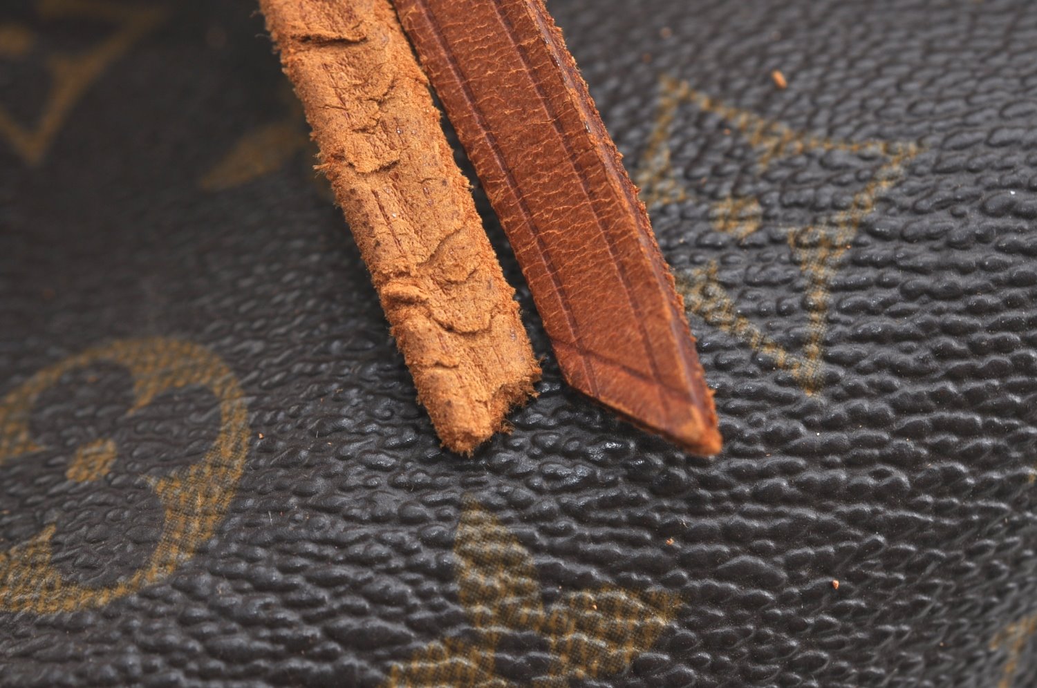 Authentic Louis Vuitton Monogram Noe Shoulder Drawstring Bag M42224 LV K7660