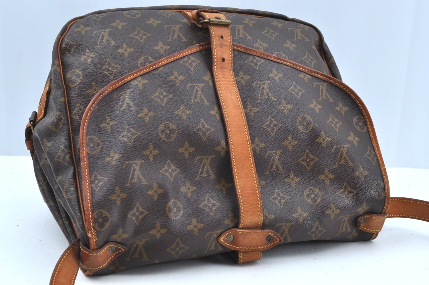 Authentic Louis Vuitton Monogram Saumur 35 Shoulder Cross Bag M42254 LV K7669