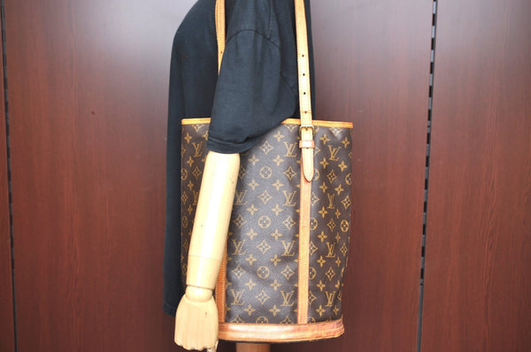 Authentic Louis Vuitton Monogram Bucket GM Shoulder Tote Bag M42236 LV K7672