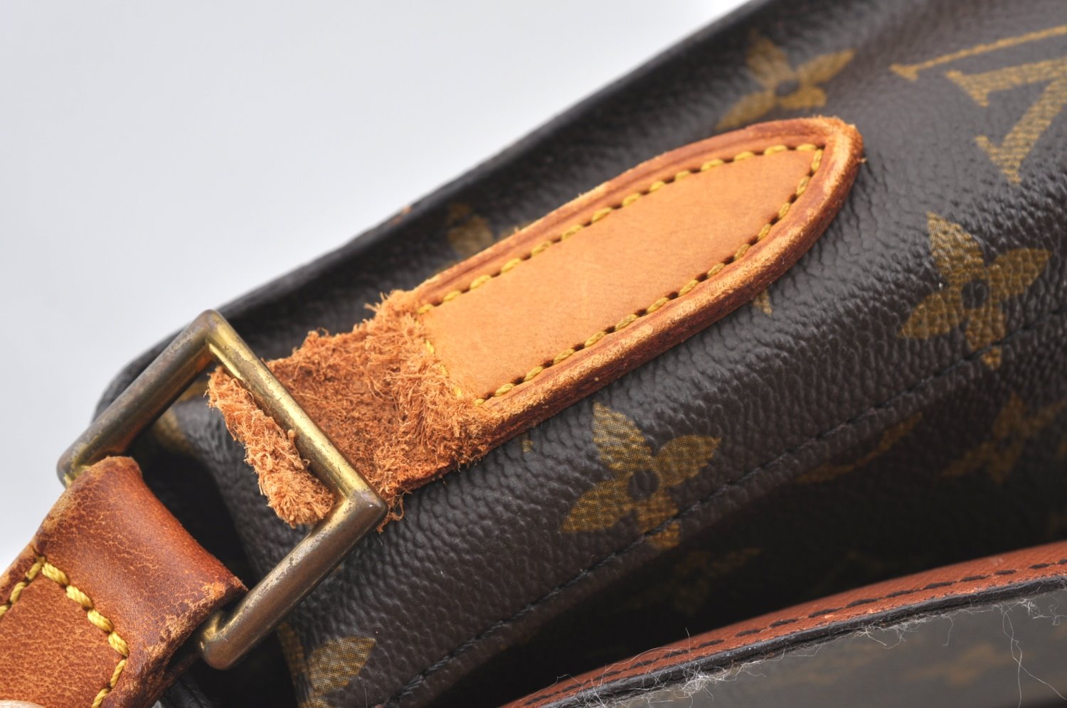 Auth Louis Vuitton Monogram Saint Cloud GM M51242 Shoulder Cross Bag Junk K7674