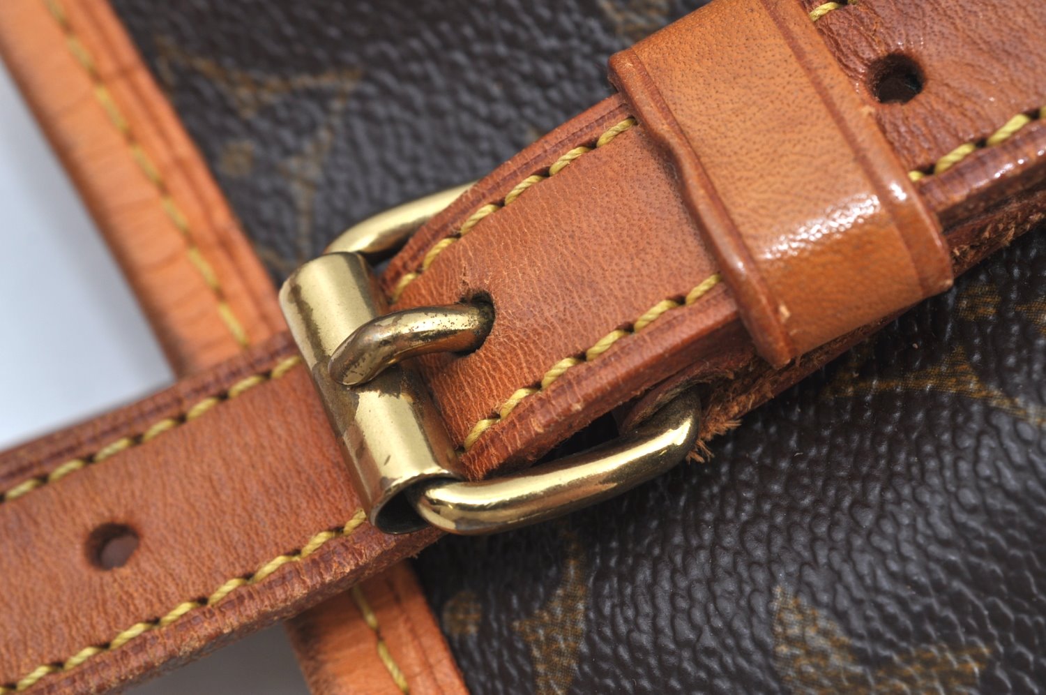 Authentic Louis Vuitton Monogram Bucket GM Shoulder Tote Bag M42236 LV K7675